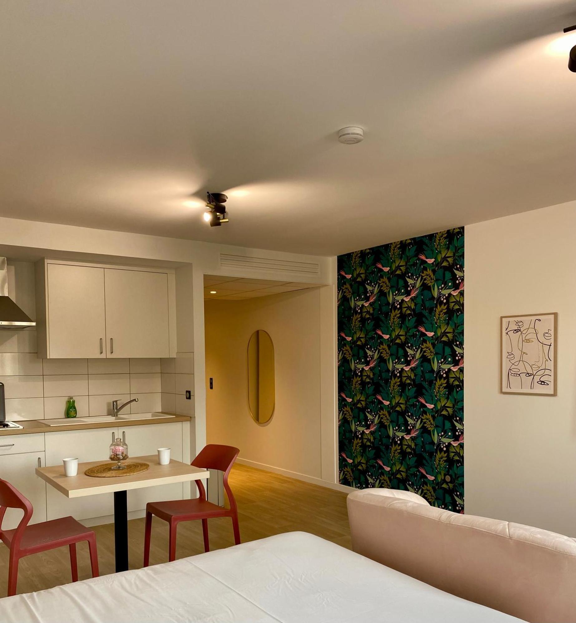 Hotel Au Chateau Villers-les-Nancy Экстерьер фото